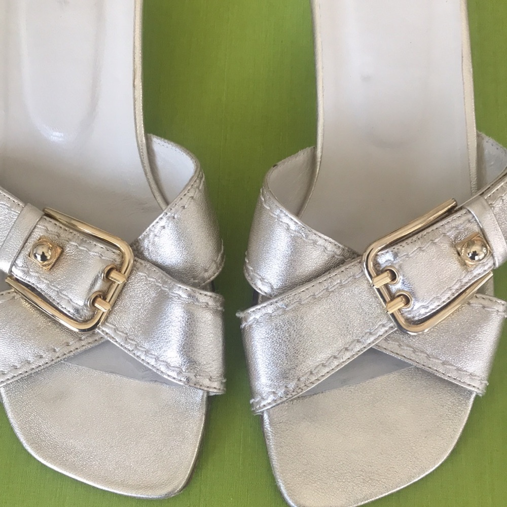 St. John leather sandals lucite heels 7.5 M - Picture 4 of 12
